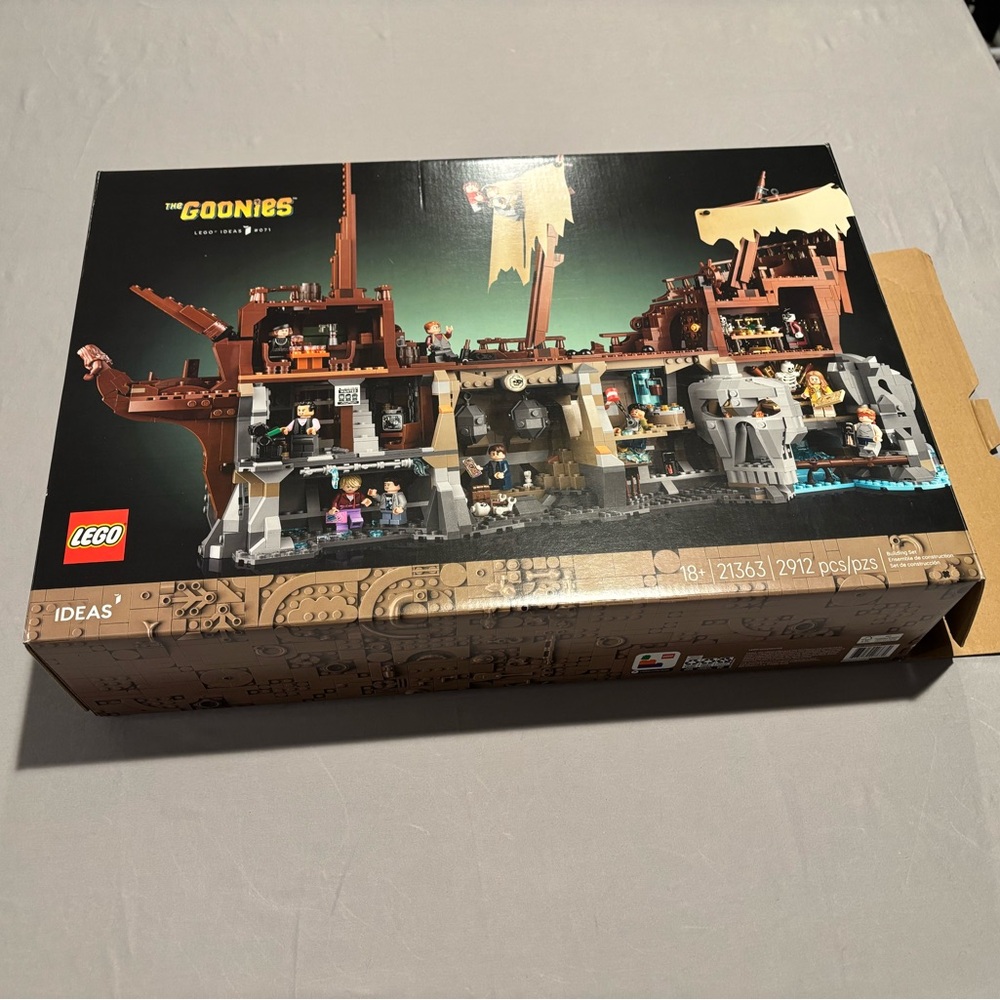 LEGO The Goonies Adventure Set with Pirate Ship empty box